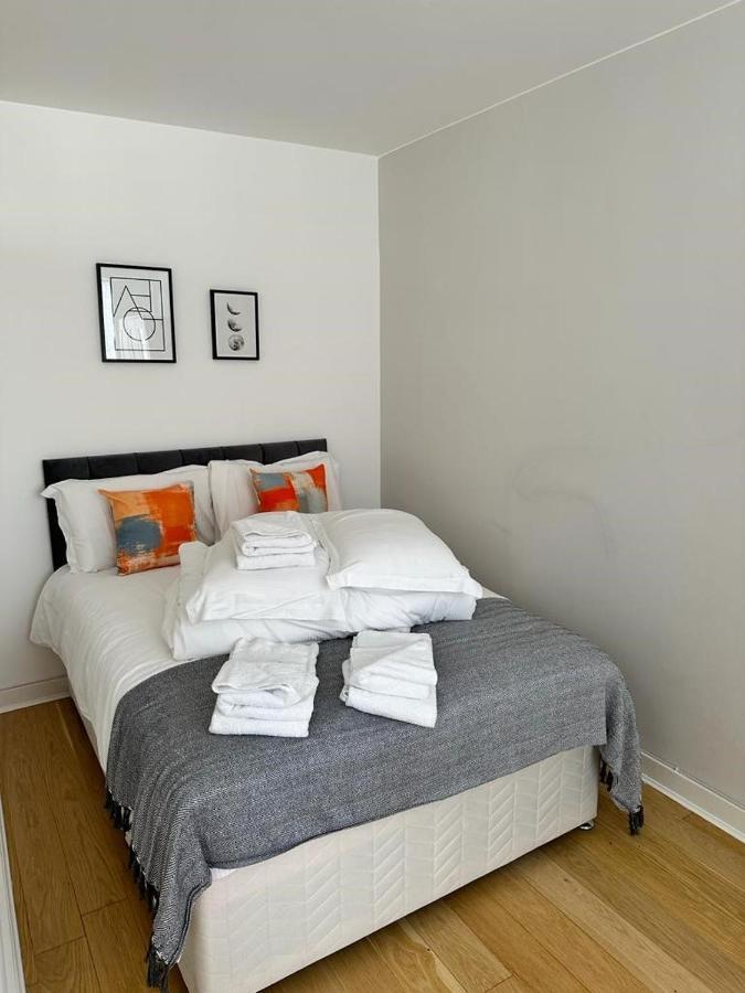 2A Soho Studios By Indigo Flats Sleeps 4 London Exterior photo